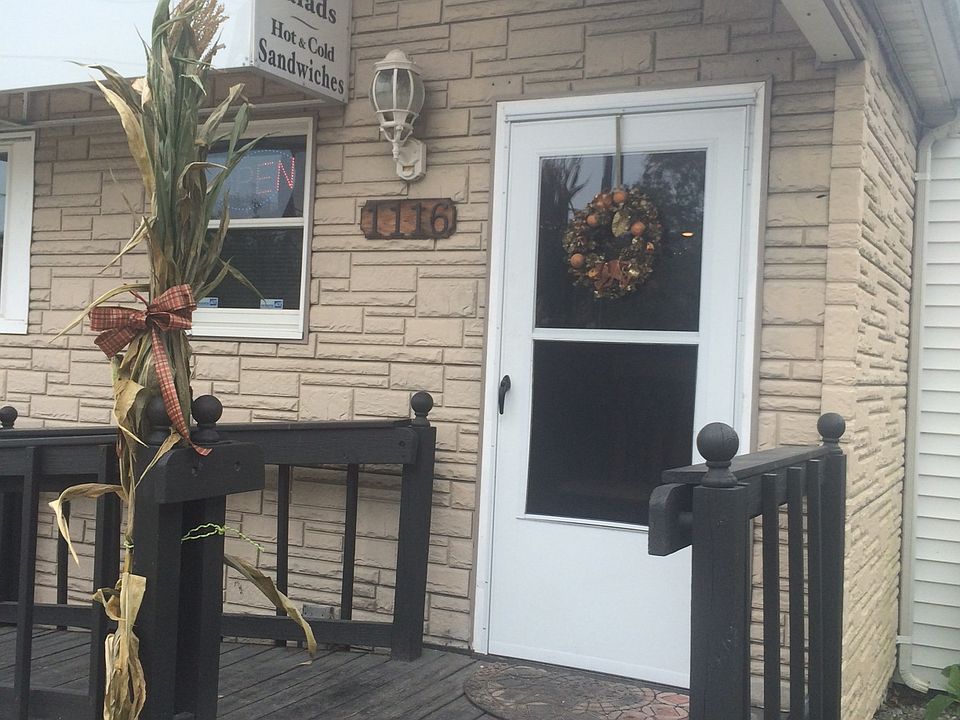 1st image of 1116 S Main St