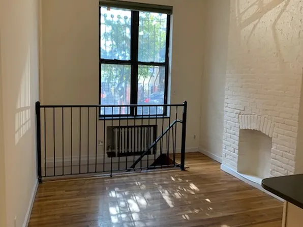 211 East 11th Street image 1 of 16