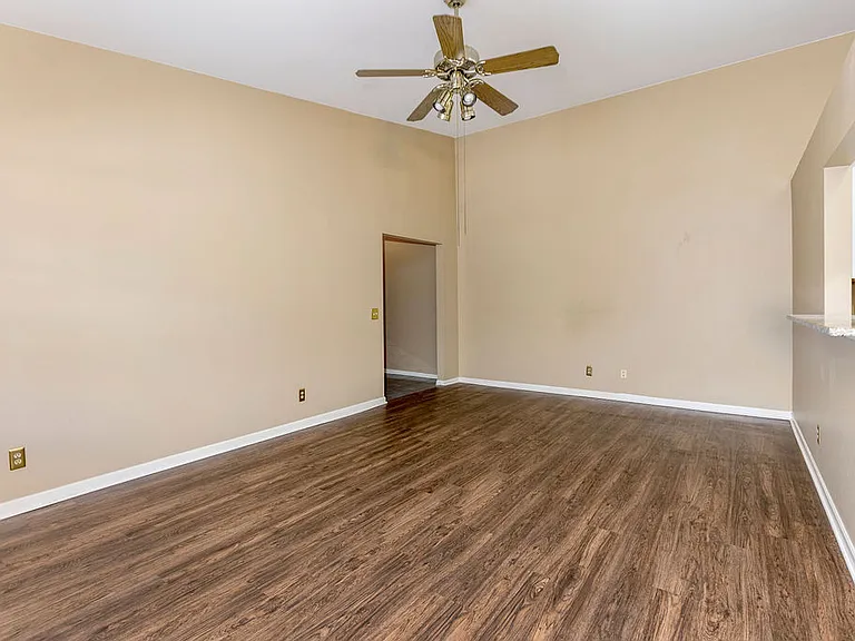 9450 Crockett Pass — Photo 19