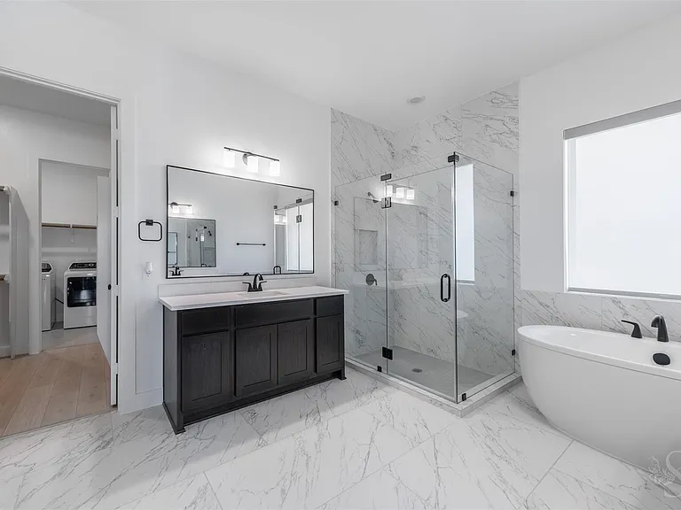 7526 Sunny Oak Ln — Photo 25