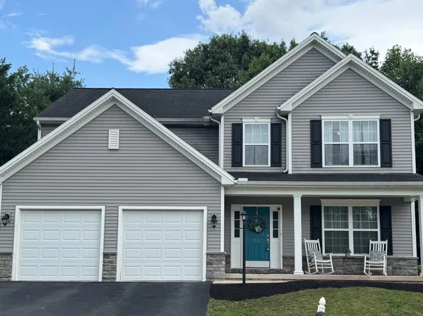 30 Scarlet Oak Dr, Etters, PA 17319