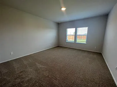 235 Frogmore Loop — Photo 9