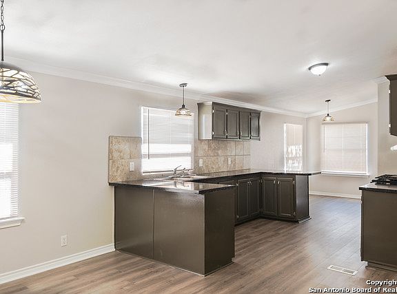 5th image of 8525 Michelle Way