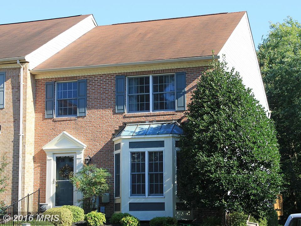 1st image of 1417 Valbrook Ct S