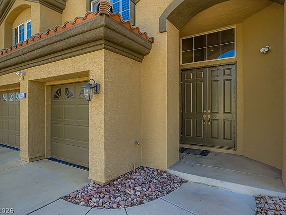 3rd image of 9037 Alpine Peaks Ave