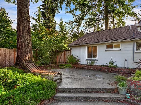 3rd image of 23908 55th Ave W