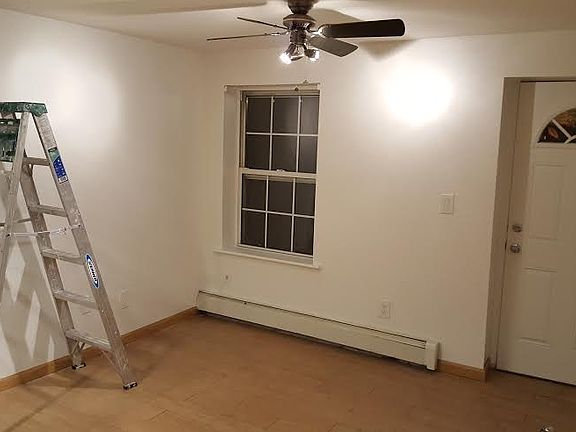 2nd image of 155 17th St #1
