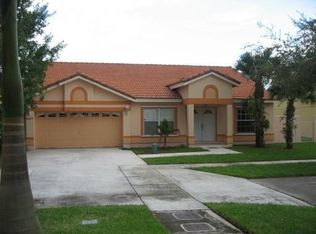 8849 NW 189th Ter, Hialeah, FL 33018