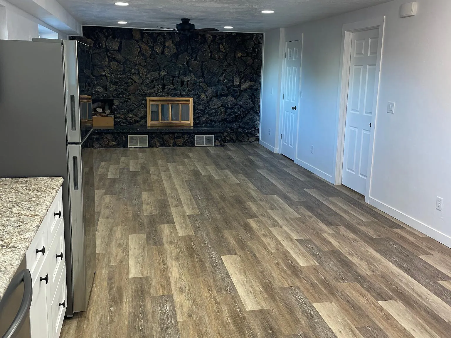 345 W 600 N — Photo 3
