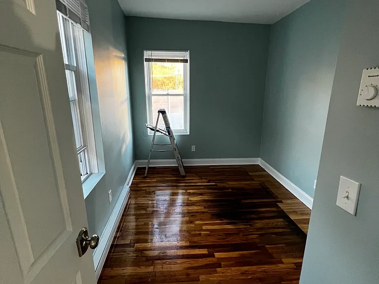 886 Huntington Ave. — Photo 73