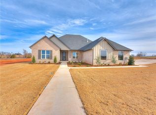 2700 Hayfield Way, Guthrie, OK 73044