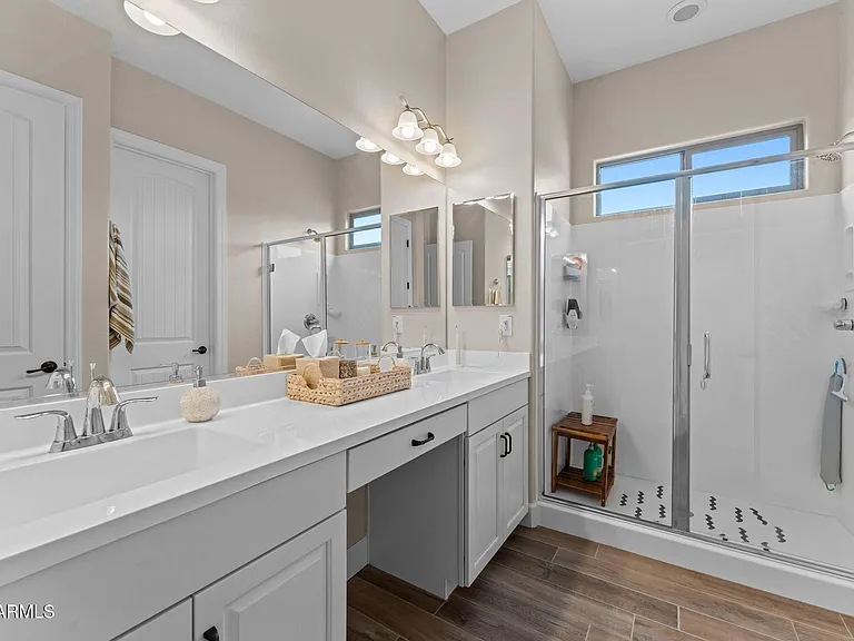 4060 Old Orchard Dr — Photo 5