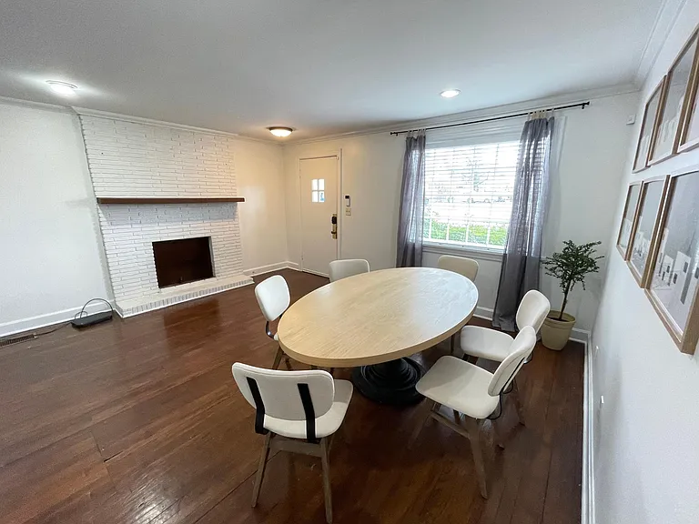 2613 Westwood Dr — Photo 21