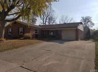 6828 Alter Rd, Dayton, OH 45424