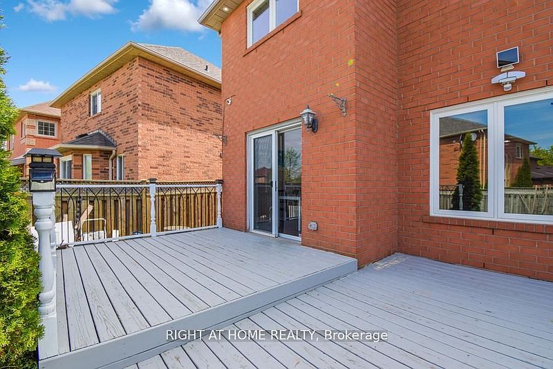 Brampton House for rent - 3 Bedrooms — photo 37