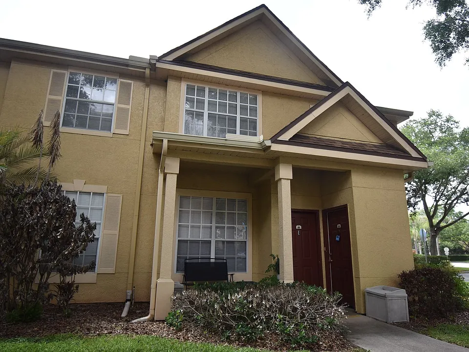 862 Grand Regency Point #205