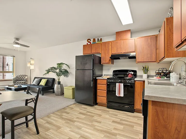 Victoria Park Senior Living Apartments — Photo 3