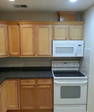 5th image of 630 Perrie Dr APT 304