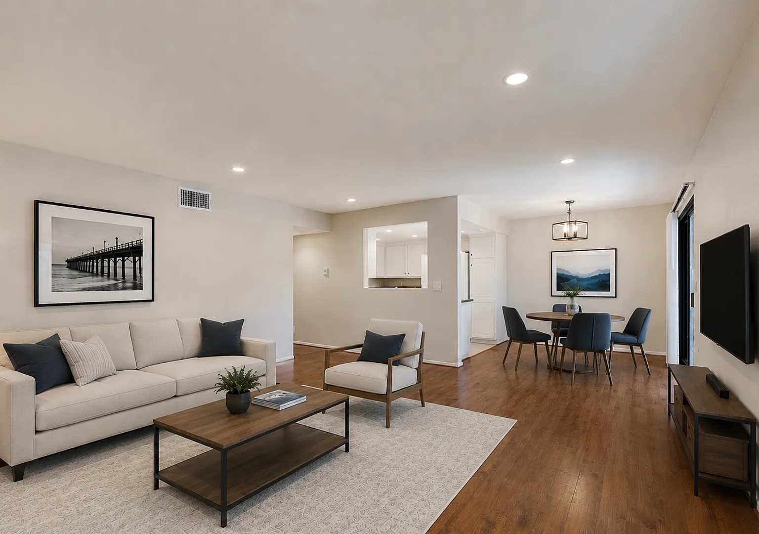 Spacious Condo - 2BR/2BA with In-Unit Laundry, Central A/C, Pool & 2 Parking Spaces - Duarte — Photo 1