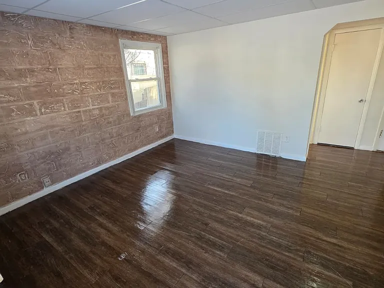 6409 Archdale St — Photo 5