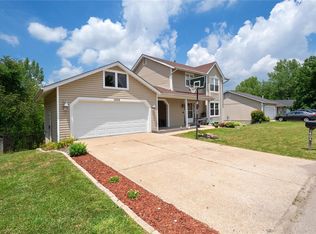 1404 Castlemill Dr, Arnold, MO 63010
