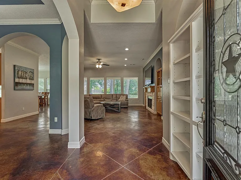 9102 Marshall Ct — Photo 17