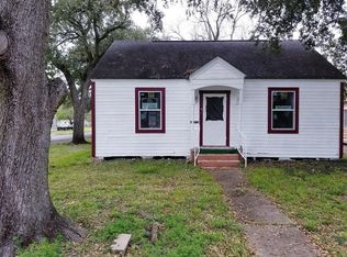 940 Rosedale Dr, Port Arthur, TX 77642