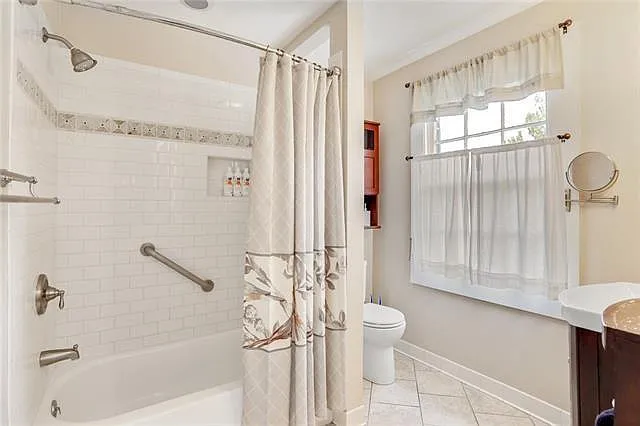 629 Lowerline St — Photo 9