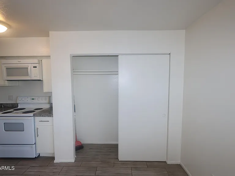7610 N 61st Ave #7610 — Photo 21