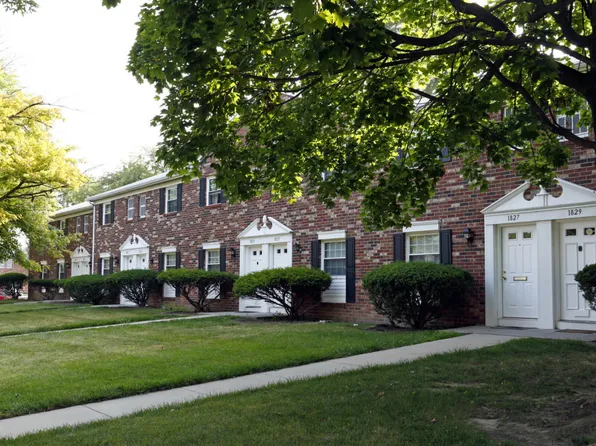 Glendale Village, 1812 Glen Valley Dr #1a7542bc1, Toledo, OH 43614