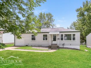 1124 Bakewell Dr, Saint Louis, MO 63137