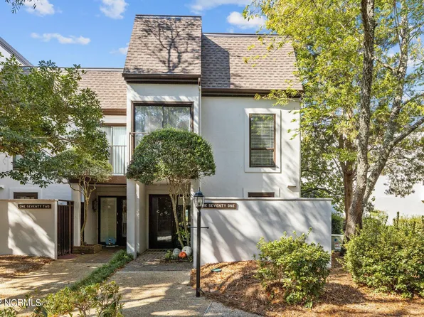 171 Drum Inlet, Morehead City, NC 28557