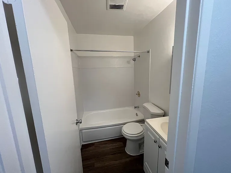 Arden Garden Apartments — Photo 12
