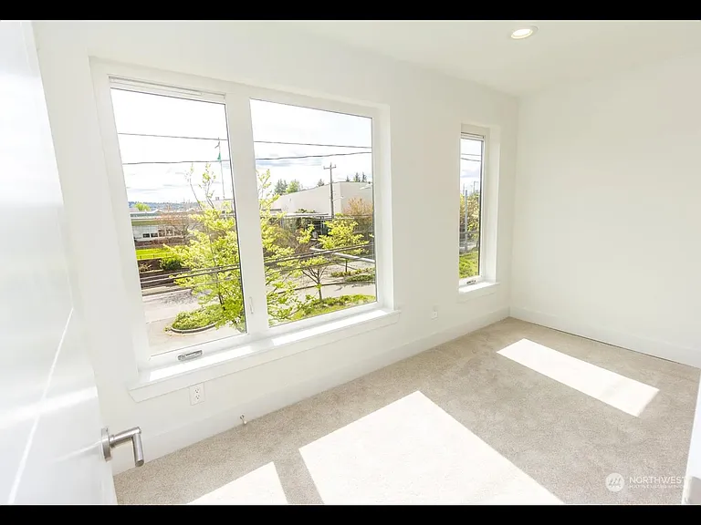 7108 Beacon Ave S — Photo 13