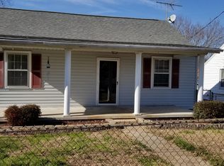 1023 Hillcrest Dr, Lenoir City, TN 37772