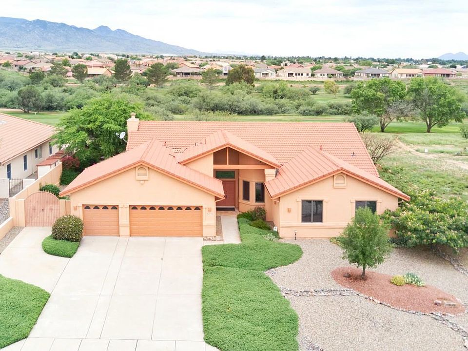 1st image of 2526 Cherry Hills Dr