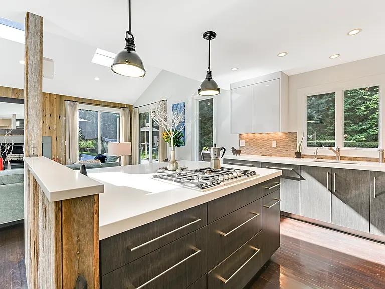 14 Rose Hill Rd — Photo 13