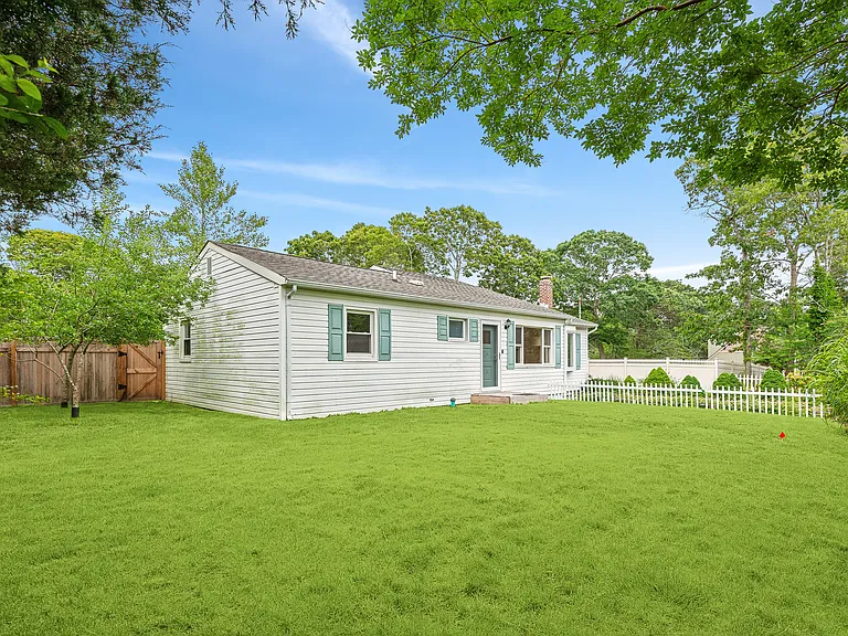 113 E Tiana Rd — Photo 24
