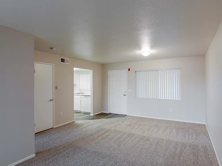Cranford Court Apts — Photo 7