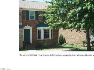 4825 Woods Edge Rd, Virginia Beach, VA 23462