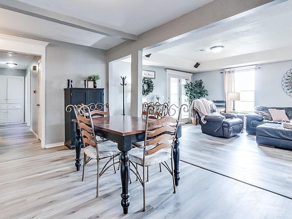 5th image of 501 Crown Dr