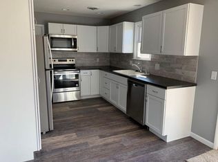 14080 Arnold Dr, Wamego, KS 66547
