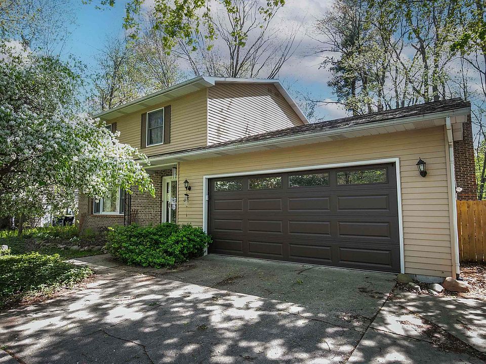 1st image of 3813 Wintergreen Dr