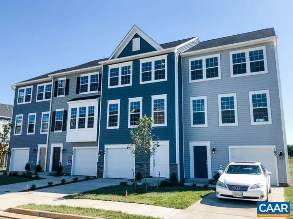 112 Oakshire Ct, Waynesboro, VA 22980