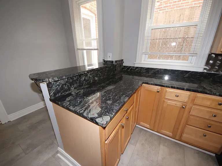 1419 Light St — Photo 14