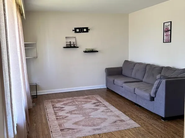 1409 Tremblay St, Oshawa, ON L1J 3X7