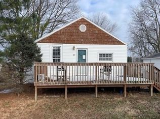 17 W Elm St, Lenzburg, IL 62255