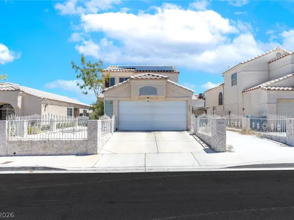 8209 Hydra Ln, Las Vegas, NV 89128