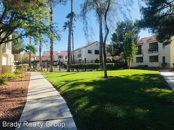 2nd image of 4830 Nara Vista Way Unit 104