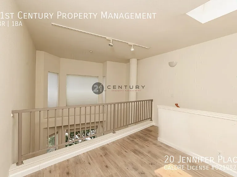 20 Jennifer Pl — Photo 5